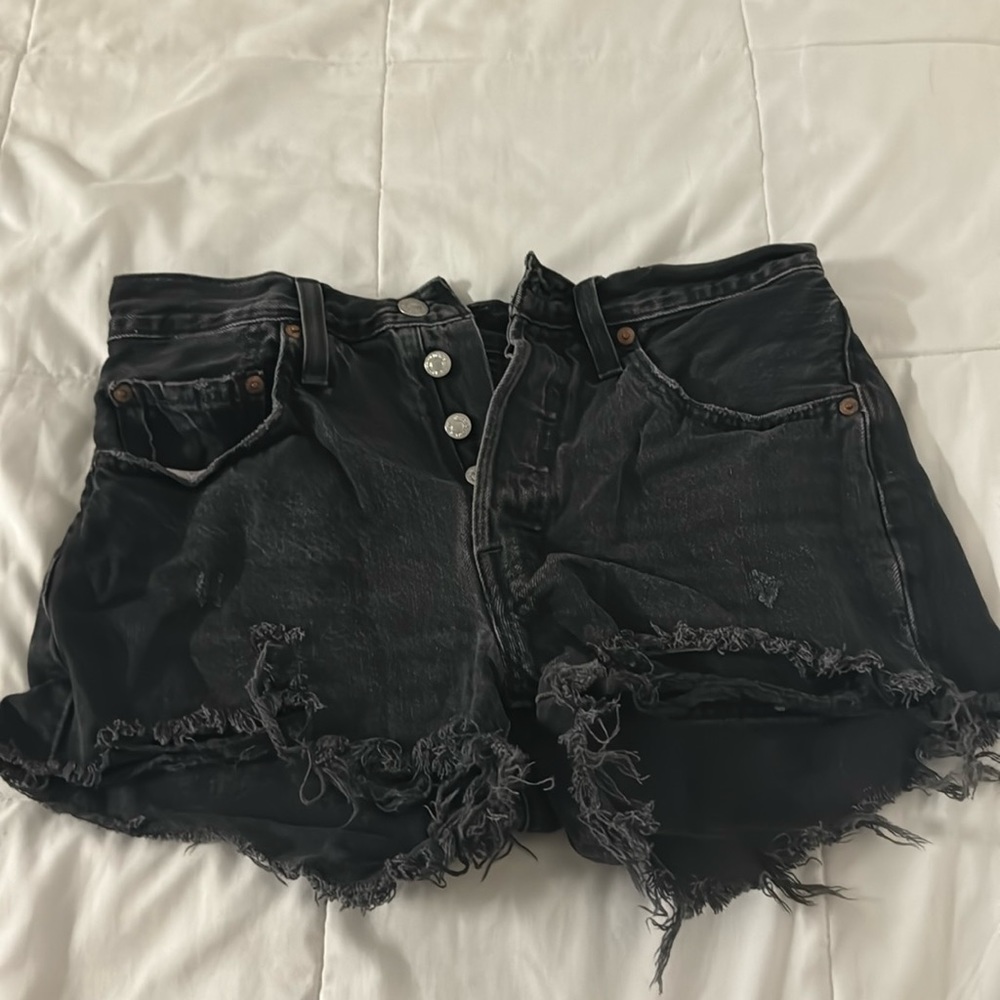 Levi’s 501 denim shorts, size 26